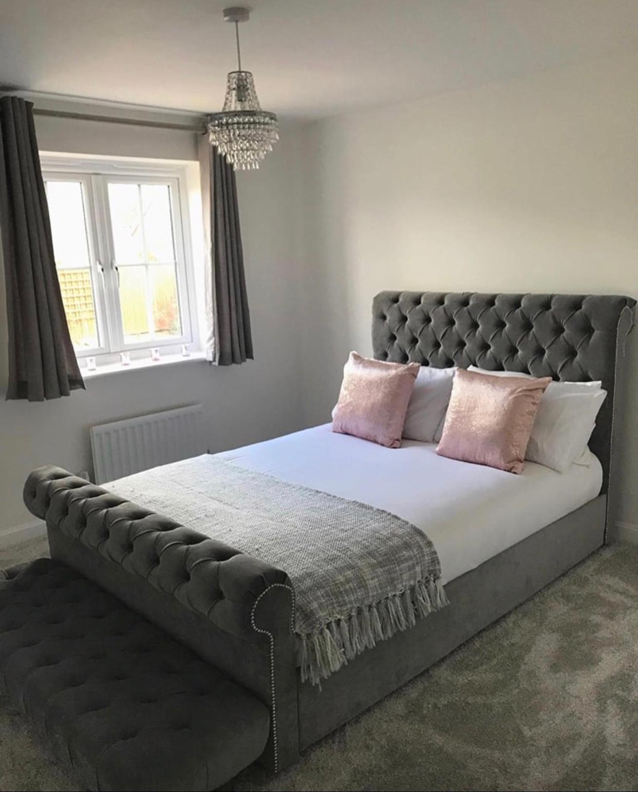 Sleigh Beds